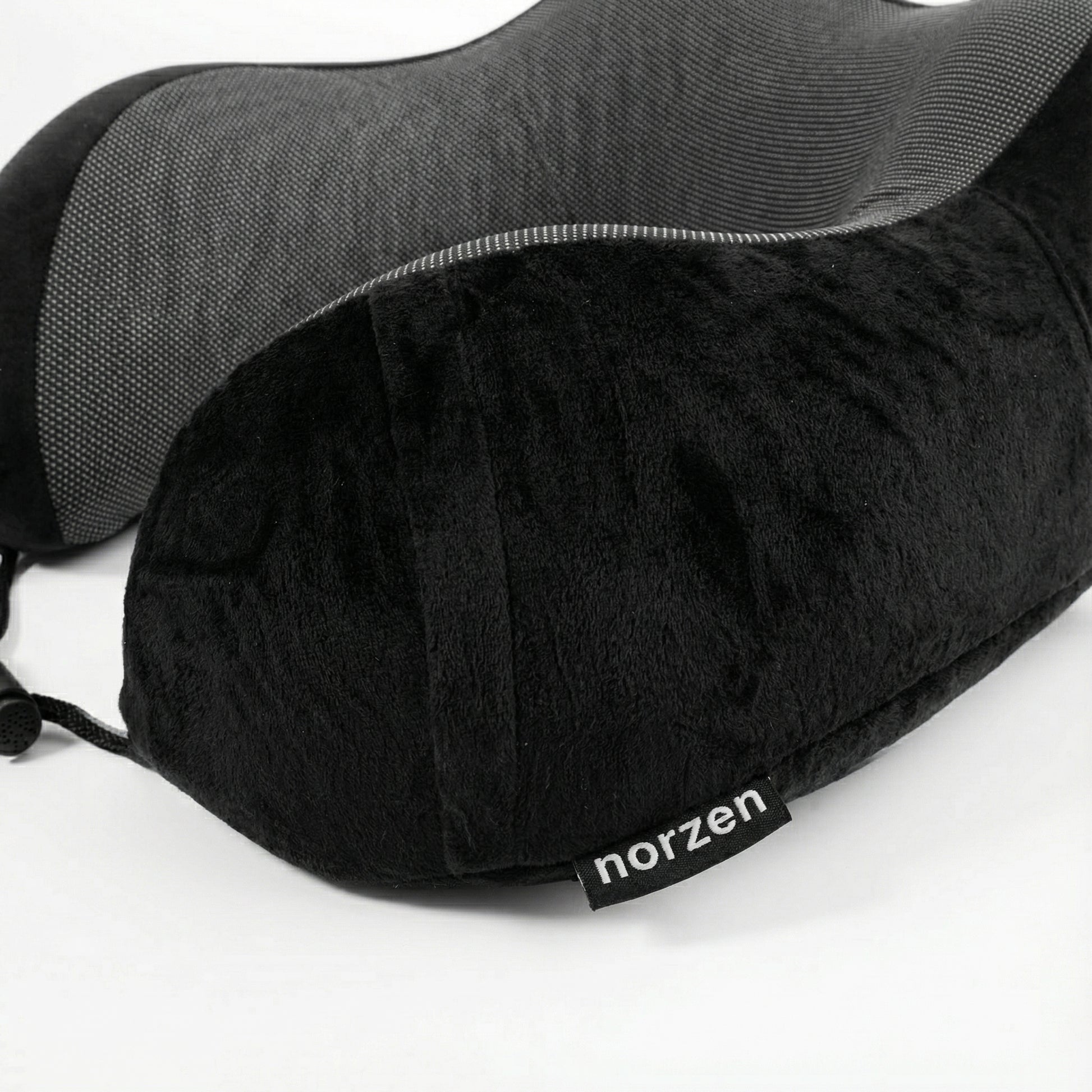 Norzen reisepute med mykt, behagelig stoff og ergonomisk design for komfort og støtte til nakken